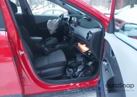 2020 Hyundai Kona Sel Plus z USA, uszkodzony, nr VIN KM8K6CAAXLU585291